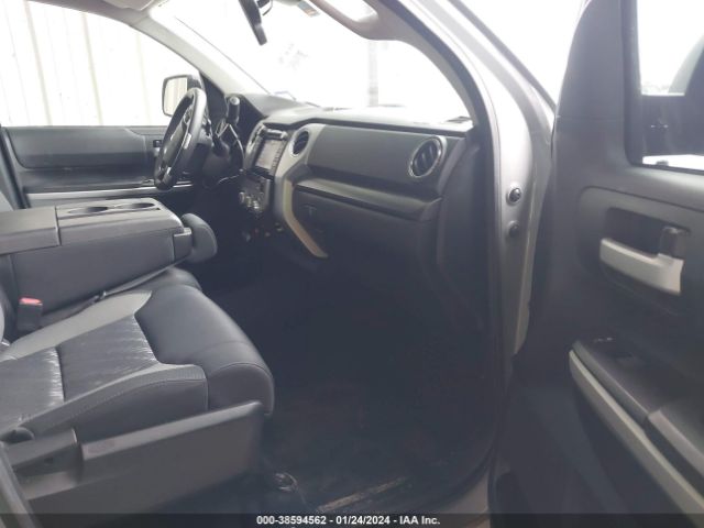 5TFEM5F13KX143851 Toyota Tundra Sr5 4.6l V8