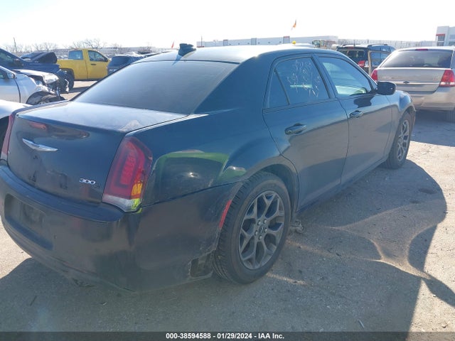 Chrysler 300 S 2015 2C3CCAGG0FH773217 Image 4