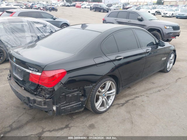 2011 BMW 750I VIN: WBAKA8C50BCY36403