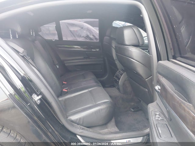 2011 BMW 750I VIN: WBAKA8C50BCY36403