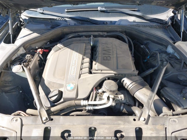 BMW 535i 2015 WBA5B1C55FD918483 Image 10