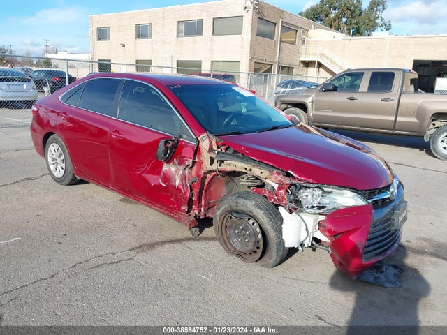 Toyota CAMRY LE 2015 4T1BF1FK2FU979135 Image 1