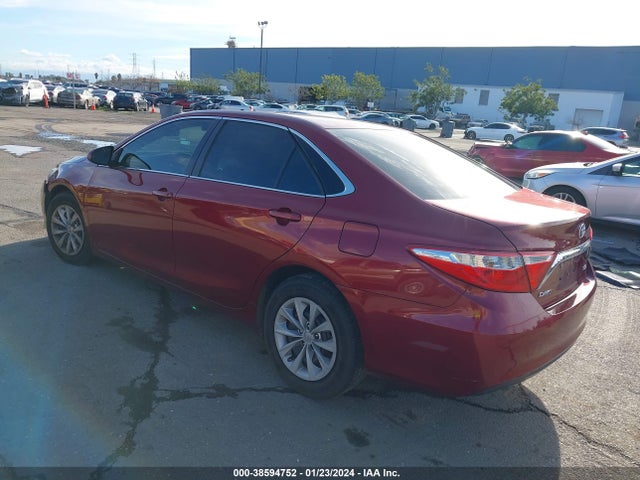 Toyota CAMRY LE 2015 4T1BF1FK2FU979135 Image 3