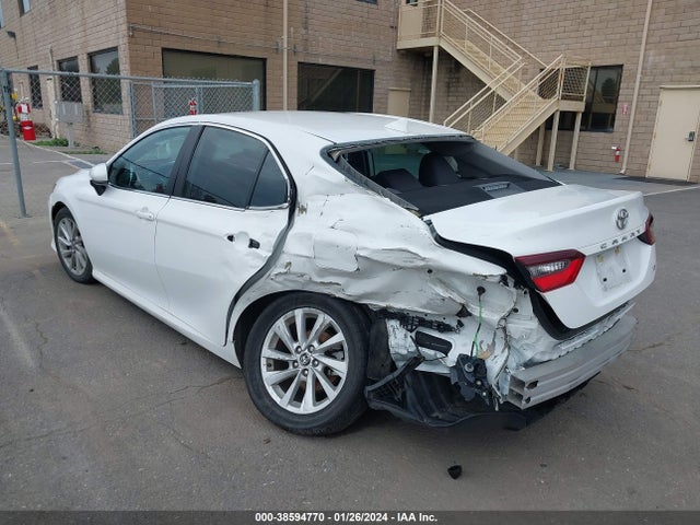 Toyota CAMRY LE 2021 4T1C11AK3MU567586 Image 3