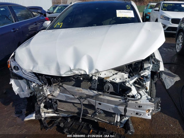 4T1F11BK8MU045063 Toyota Camry Xle Awd