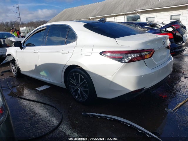 4T1F11BK8MU045063 Toyota Camry Xle Awd