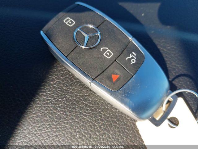 W1N9M0KB9PN056244 Mercedes-Benz Eqb 300 Suv 4matic