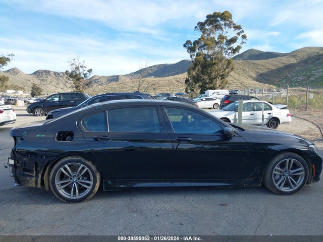 WBA7F0C56HGM21418 BMW 750i