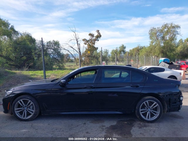 WBA7F0C56HGM21418 BMW 750i