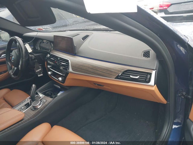 WBAJA7C53KWC78036 BMW 530i Xdrive