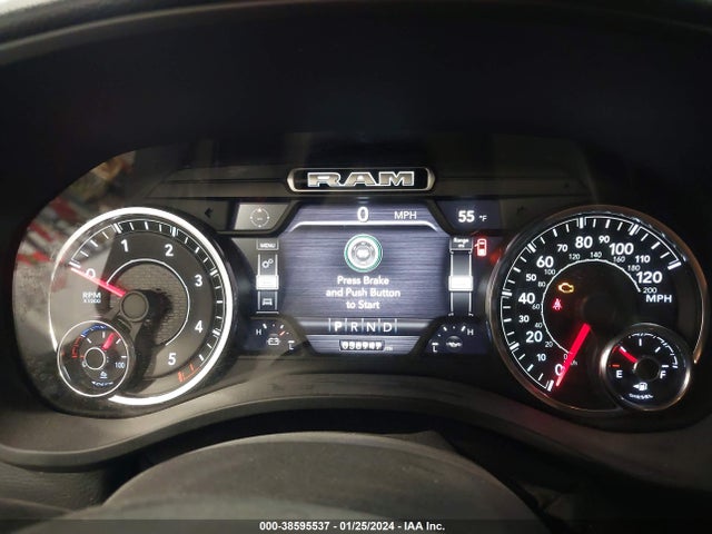 1C6RREFMXMN743639 RAM 1500 Big Horn  4x2 5'7 Box