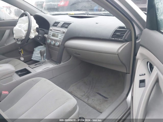 2009 TOYOTA CAMRY LE VIN: 4T4BE46K49R051938