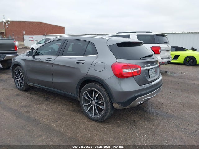 Mercedes-Benz GLA 250 2015 WDCTG4EB0FJ132523 Image 3