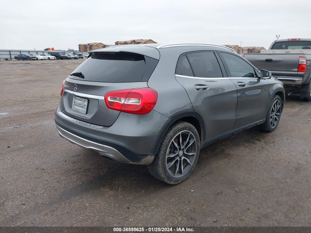 Mercedes-Benz GLA 250 2015 WDCTG4EB0FJ132523 Image 4