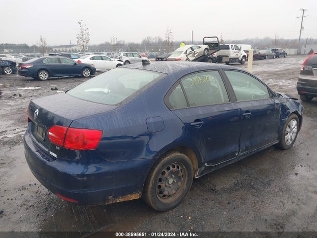 3VWB07AJ9EM379879 Volkswagen Jetta 1.8t Se