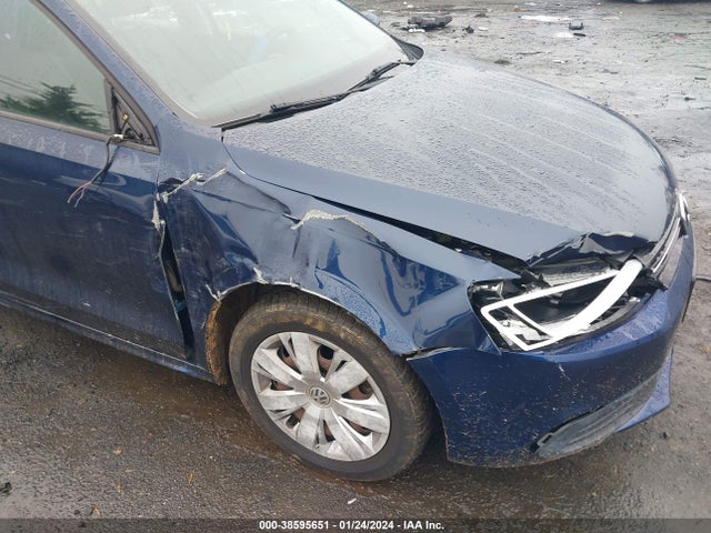 3VWB07AJ9EM379879 Volkswagen Jetta 1.8t Se