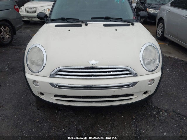 2006 MINI COOPER WMWRC33536TJ78786 Photo 5