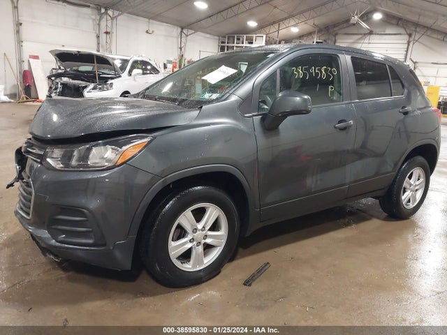 Chevrolet Trax Awd Ls 2020 3GNCJNSB0LL108428 Image 2