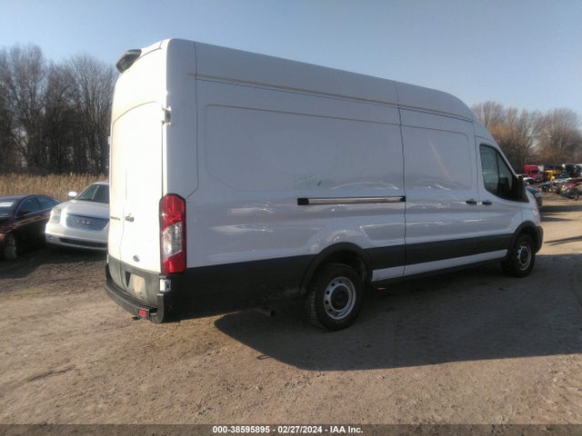 Ford Transit-250 Cargo Van 2022 1FTBR3X80NKA70962 Image 4