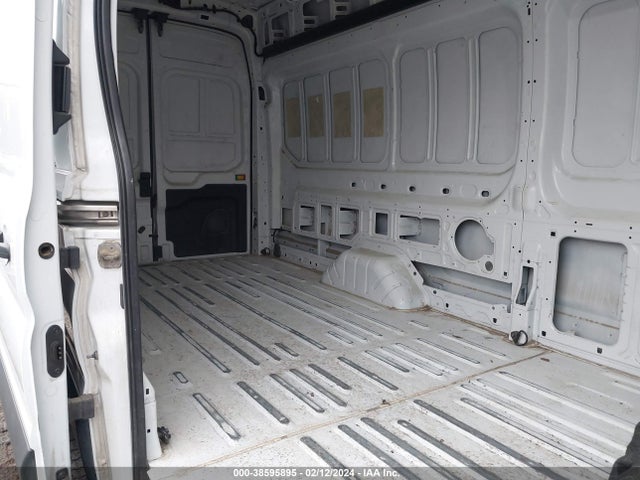 Ford Transit-250 Cargo Van 2022 1FTBR3X80NKA70962 Image 8