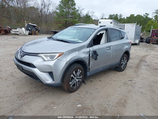 Toyota RAV4 LE 2016 2T3BFREVXGW470770 Image 2