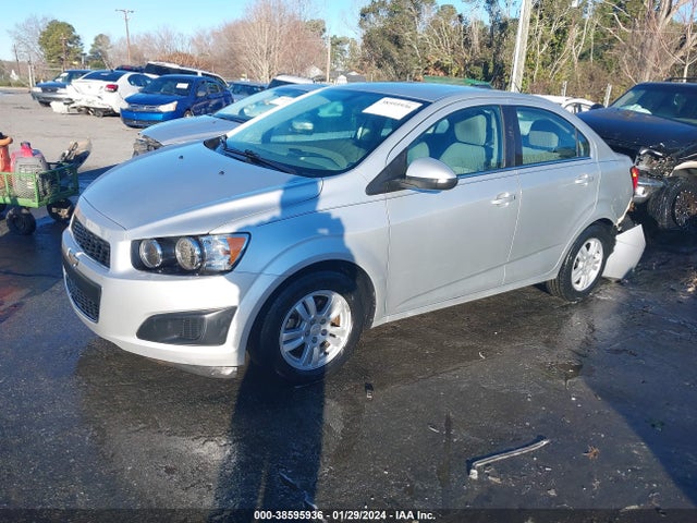 Chevrolet Sonic Lt Auto 2016 1G1JC5SH5G4177246 Image 2
