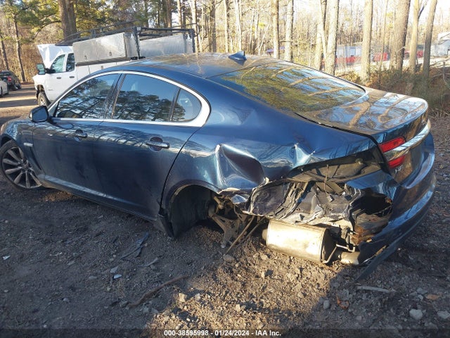 2013 JAGUAR XF SAJWJ0EF4D8S83113 Photo 2