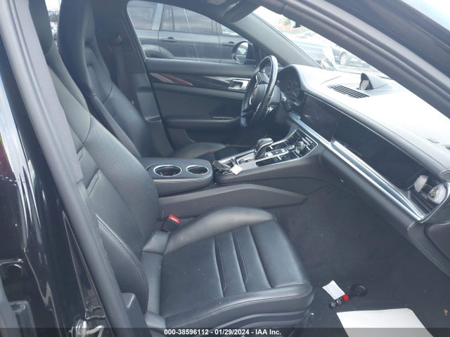WP0BJ2A77ML163374 Porsche Panamera 4 Executive