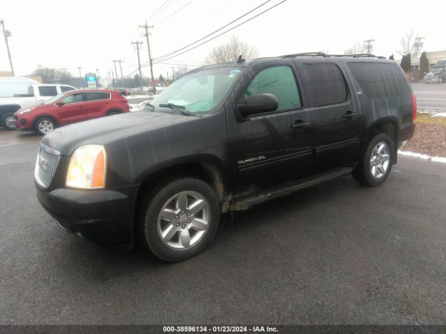 2011 GMC YUKON XL 1GKS2KE34BR369321 Photo 1