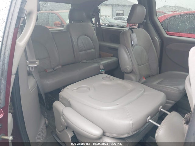 2002 CHRYSLER TOWN & COUNTRY LIMITED VIN: 2C8GP64LX2R646414