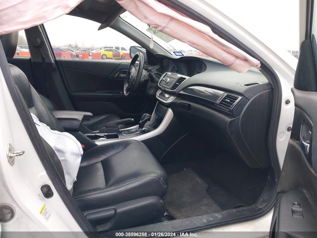 Honda Accord Sport 2015 1HGCR2F52FA157227 Image 5