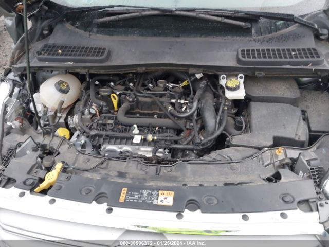 1FMCU0HD8KUA58793 Ford ESCAPE SEL
