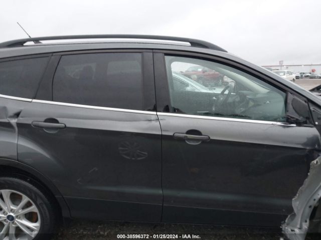 1FMCU0HD8KUA58793 Ford ESCAPE SEL