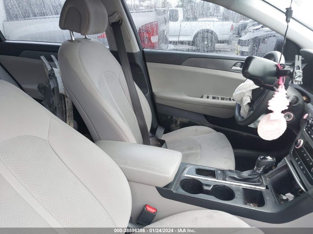 Hyundai SONATA SE 2016 5NPE24AFXGH316190 Image 5