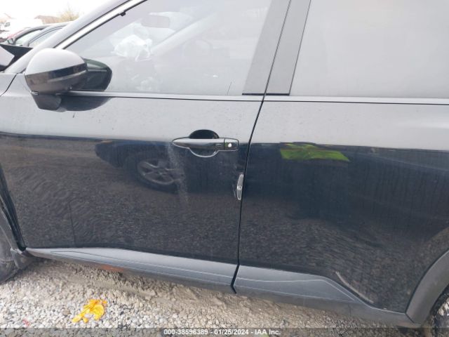 JN8AT3BB3MW205606 Nissan Rogue Sv Intelligent Awd