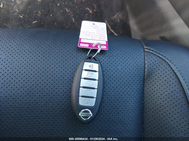 2018 NISSAN ROGUE SL VIN: JN8AT2MT3JW491534