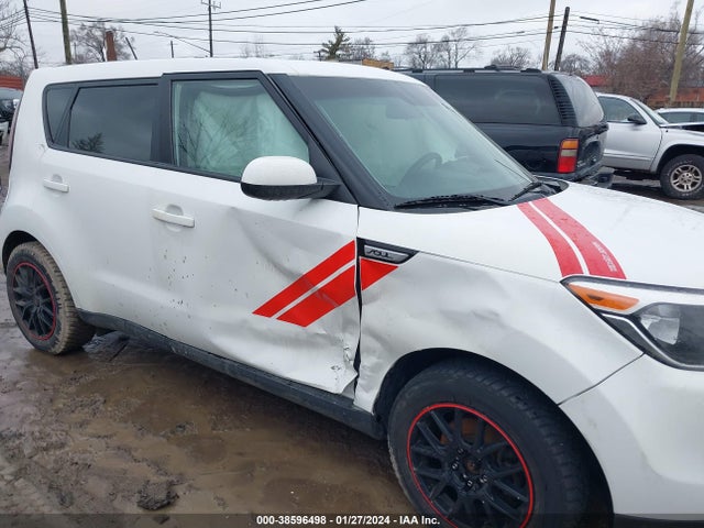 KIA Soul 2016 KNDJN2A29G7351220 Image 6