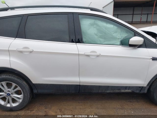 1FMCU9GD7JUA20170 Ford ESCAPE SE