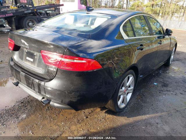 SAJAE4BG4HA970979 Jaguar Xe 25t Prestige