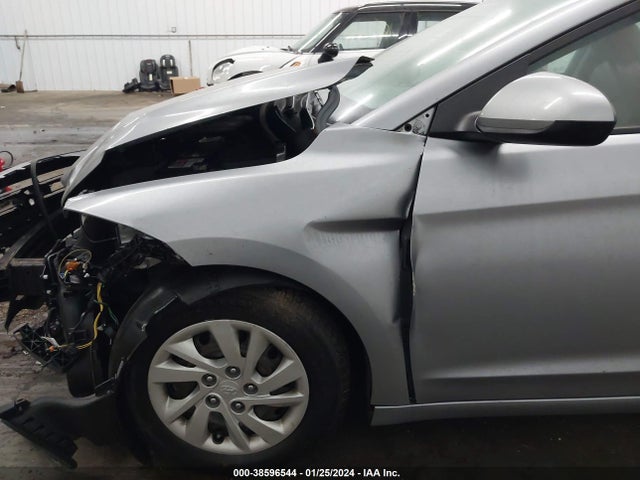 Hyundai ELANTRA SE 2017 5NPD74LF6HH082514 Image 6