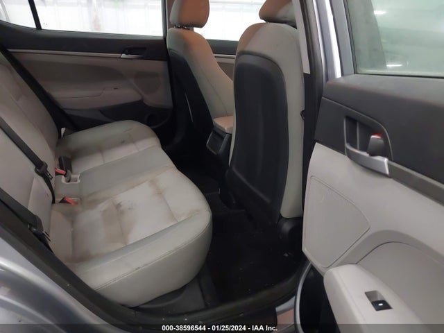 Hyundai ELANTRA SE 2017 5NPD74LF6HH082514 Image 8