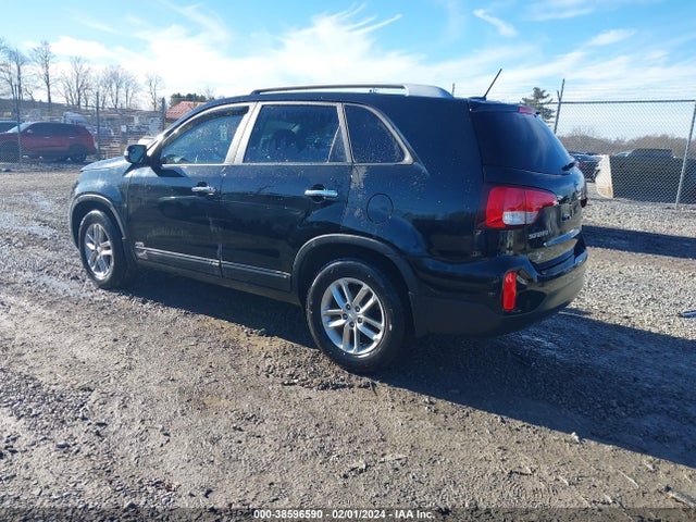 KIA SORENTO LX 2015 5XYKTDA69FG651074 Image 3