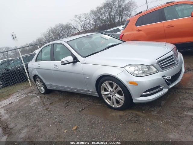 2012 MERCEDES-BENZ C 250 LUXURY/SPORT VIN: WDDGF4HB9CF885879