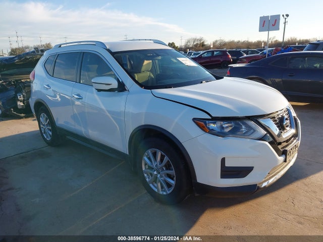 Nissan ROGUE SV 2017 KNMAT2MT9HP511446 zdjęcie główne