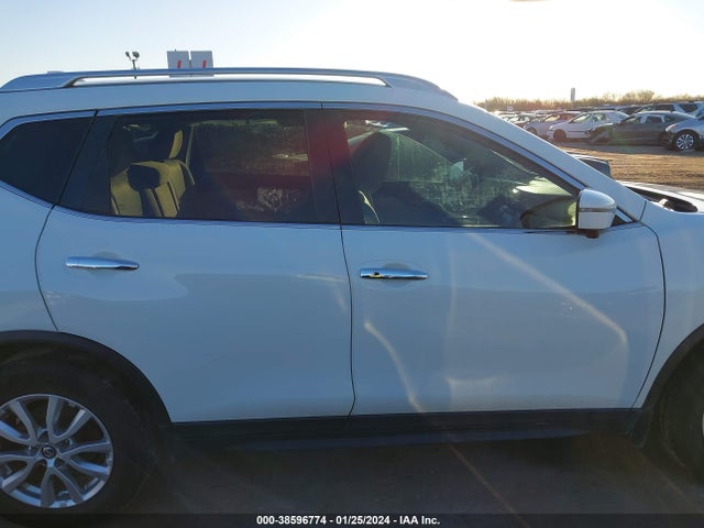 Nissan ROGUE SV 2017 KNMAT2MT9HP511446 Image 13