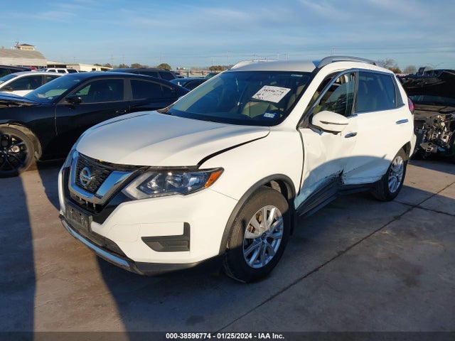 Nissan ROGUE SV 2017 KNMAT2MT9HP511446 Image 2