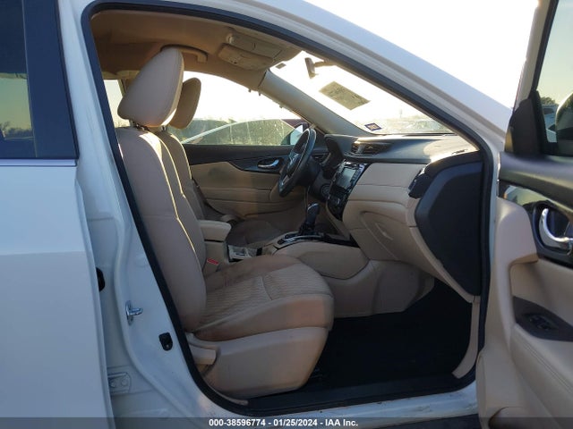 Nissan ROGUE SV 2017 KNMAT2MT9HP511446 Image 5
