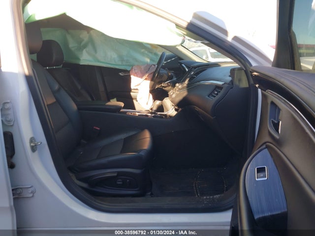 Chevrolet IMPALA 1LT 2017 2G1105SA3H9138231 Image 5