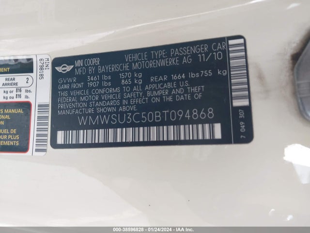2011 MINI COOPER WMWSU3C50BT094868 Photo 8