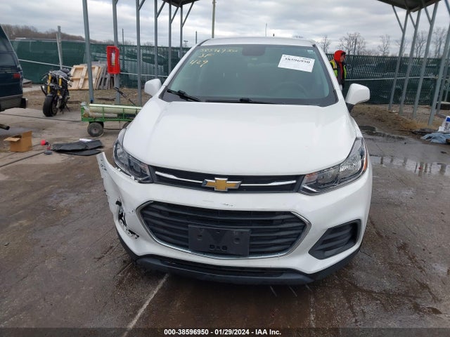 Chevrolet TRAX LS 2018 KL7CJKSBXJB584432 Image 13